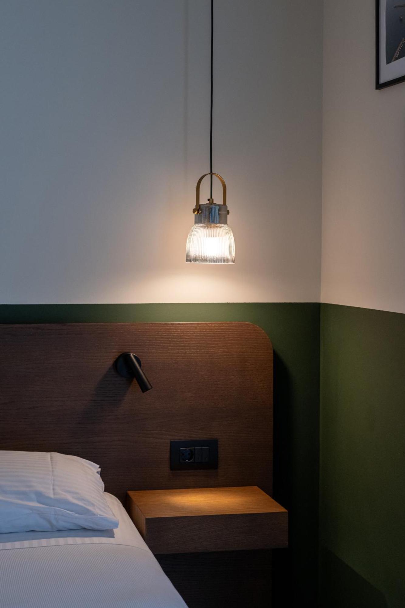 Evripidou 7 - Kalamata Mediterranean Suites Экстерьер фото